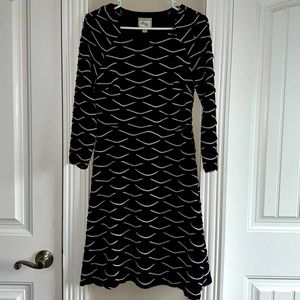 Dress, size 6, knee-length worn once!